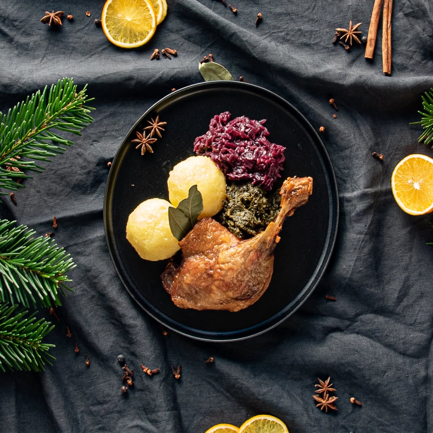 Knusprige Entenkeule von Gans wie bei Oma